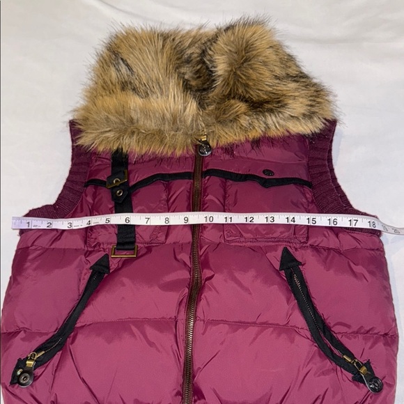 Peeples & Lula Puffer Vest Burgundy Black Faux Fur Collar Stylish Layering Sz S - Picture 13 of 16